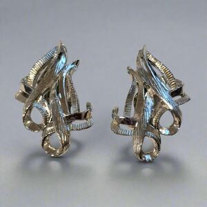 Vintage Silver Tone Clip On Earrings